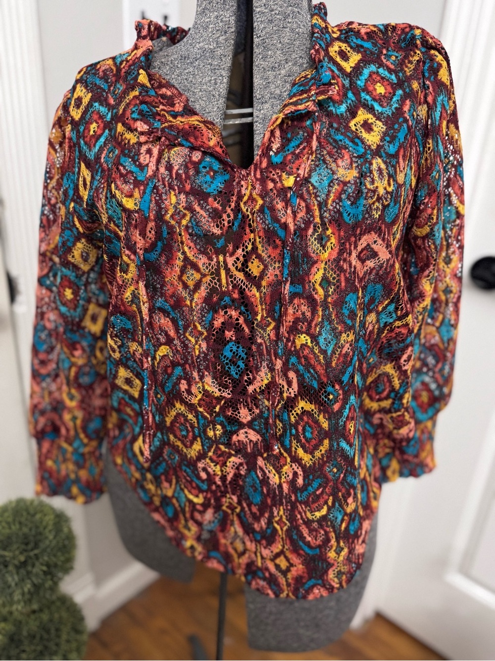 Women's Cato Crotchet Multicolor Aztec Printed Boho Blouse Medium